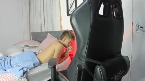 Miguel Hernandez online show from 01/31/25, 03:09