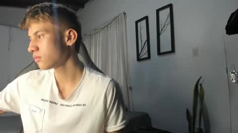 Miguel Hernandez online show from 02/03/25, 09:07