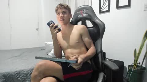 Miguel Hernandez online show from 02/09/25, 09:26