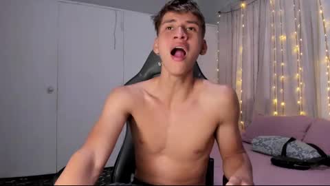 Miguel Hernandez online show from 03/06/25, 08:27