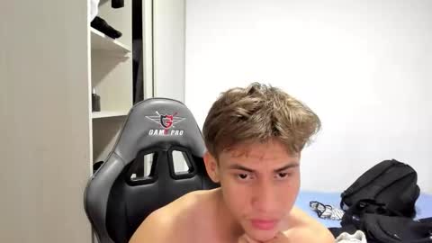 Miguel Hernandez online show from 11/01/25, 11:07