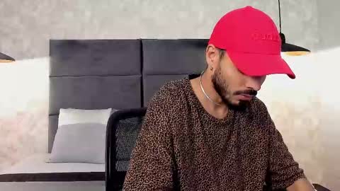 miguelsanfrancisco online show from 09/12/25, 12:05