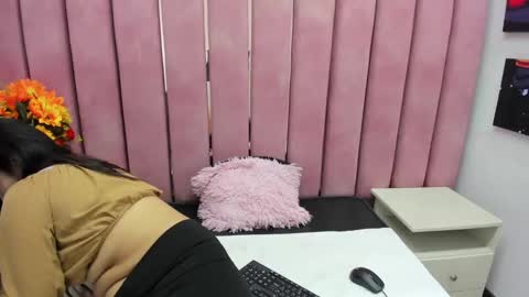 Miha online show from 10/12/25, 03:05