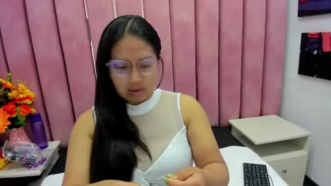 Miha online show from 10/19/25, 04:24