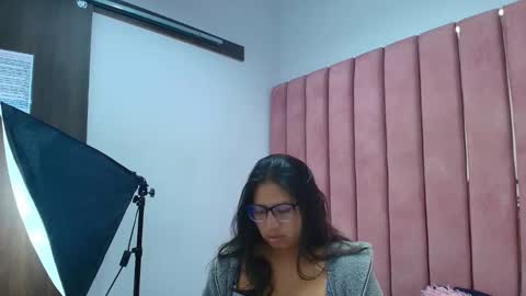 Miha online show from 12/23/25, 03:26