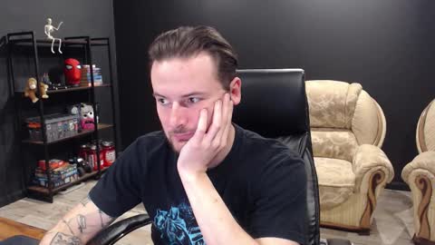 Misha Winchester online show from 12/01/25, 10:31