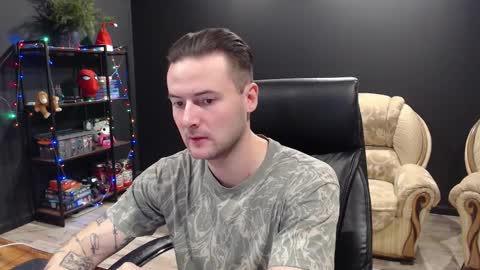 Misha Winchester online show from 12/23/25, 08:12