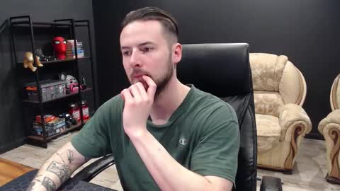 Misha Winchester online show from 02/17/26, 09:39