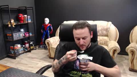 Misha Winchester online show from 04/11/26, 11:36