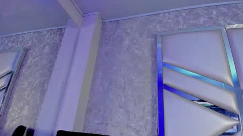 MIA 3 online show from 01/08/26, 01:30