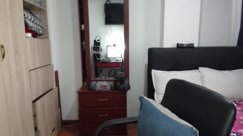 Snapshot of miia_big1boobs chatting on 03/04/25, 06:29 miia big1boobs online show from 03/04/25, 06:29