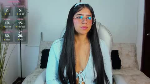 Snapshot of miia_bx chatting on 04/10/26, 01:05 miia_bx online show from 04/10/26, 01:05