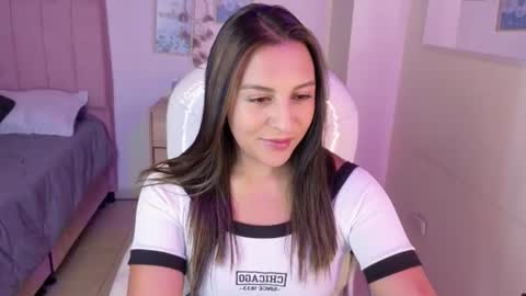 M I I A     online show from 06/16/26, 07:38