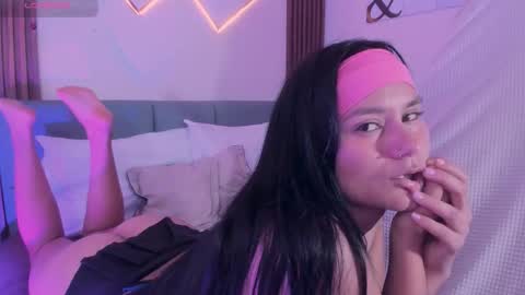 Mia  online show from 03/16/26, 04:33