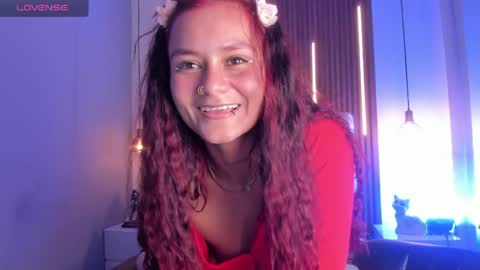 Snapshot of miiaa_jones chatting on 05/08/26, 05:29 Mia online show from 05/08/26, 05:29