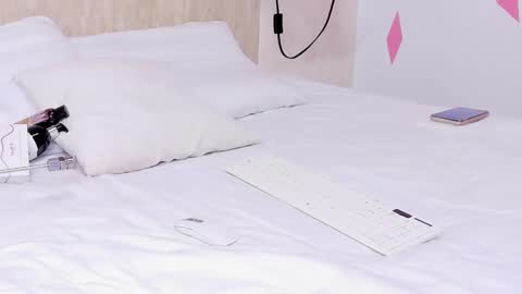 miiaa_m online show from 03/15/26, 06:58