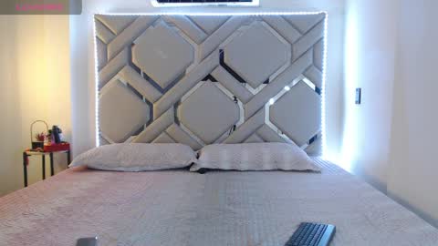 miiafire online show from 04/01/26, 07:42