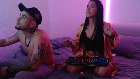 Mia and Liam online show from 12/27/24, 04:58