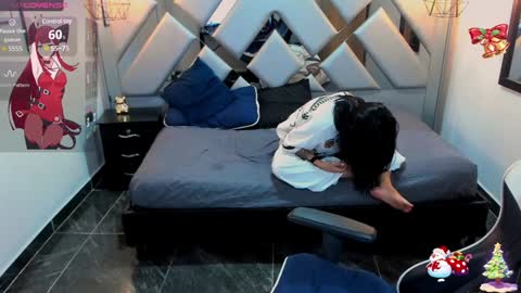 Snapshot of miichael_black chatting on 12/27/24, 10:05 Michael Black online show from 12/27/24, 10:05