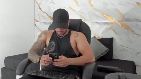 Daniel online show from 09/19/25, 01:01