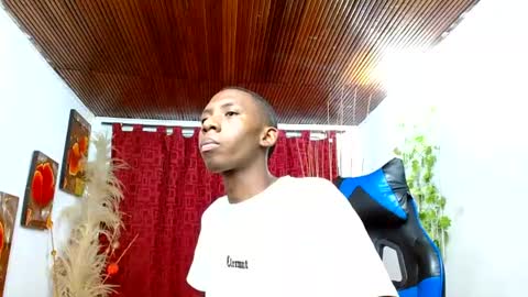 milo online show from 03/08/26, 02:37