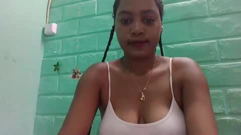 miinah online show from 03/29/26, 08:36