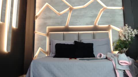 Snapshot of miistressblu chatting on 03/02/26, 01:51 Ammy online show from 03/02/26, 01:51