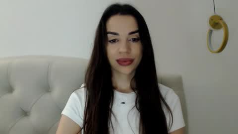 Mika online show from 03/13/26, 06:20