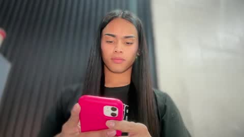 mika_pedersen online show from 04/08/26, 02:33