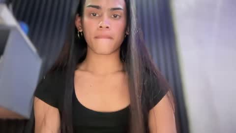 mika_pedersen online show from 04/11/26, 07:45