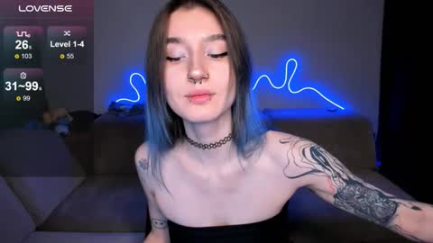 Mika online show from 02/09/26, 05:33