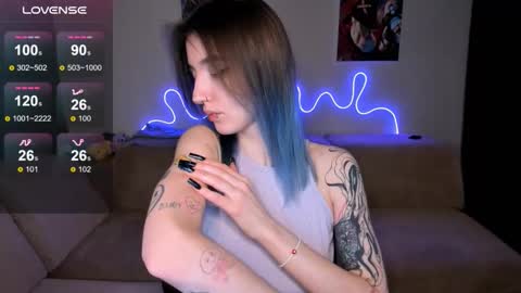 Mika online show from 02/13/26, 08:43