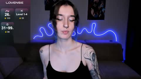 Mika online show from 03/29/26, 03:12