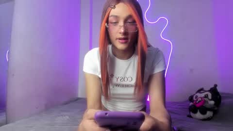 mika_velvet online show from 11/19/25, 09:37