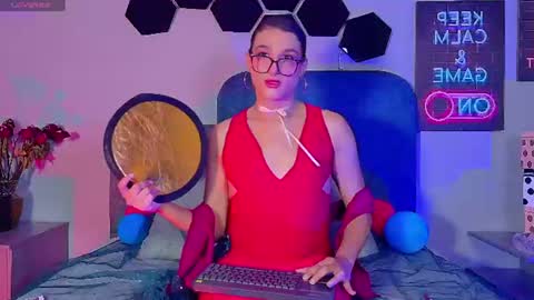 mika_velvet online show from 07/04/26, 04:24