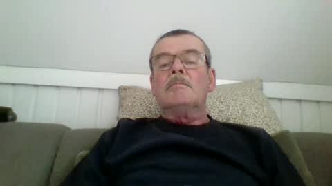 mikael42 online show from 04/11/26, 12:53