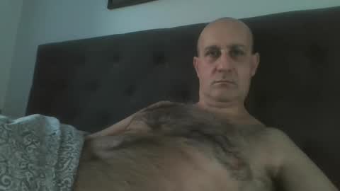 mikael_r52 online show from 02/19/26, 07:26