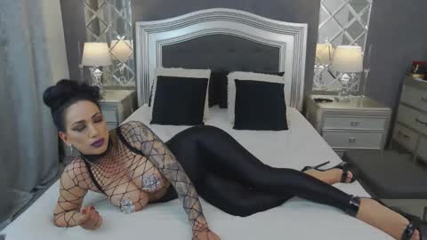 Mikaela online show from 04/18/26, 02:59