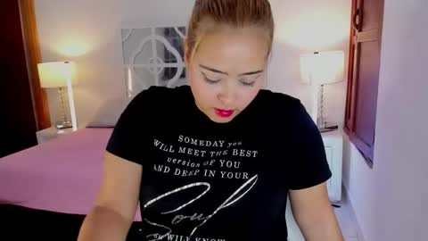 Mikaela blondie bigass online show from 02/20/26, 11:22