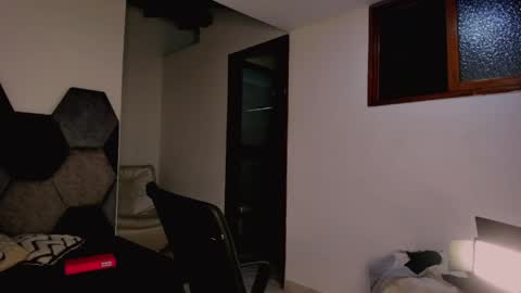 Mikaela blondie bigass online show from 04/25/26, 07:00