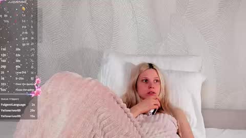 Angel girl online show from 03/16/26, 05:44