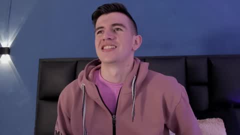 mikael online show from 09/20/25, 04:02