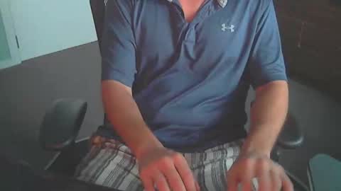 Snapshot of mikagx chatting on 02/01/26, 08:40 CuteSubby online show from 02/01/26, 08:40