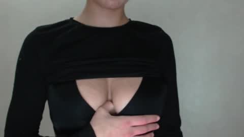 SORAYA online show from 03/12/25, 11:01