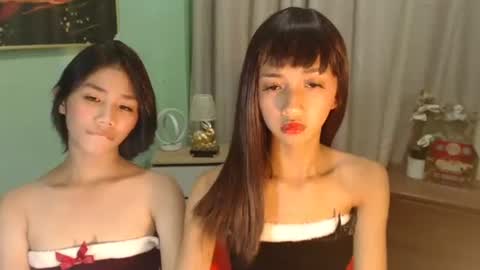 Snapshot of mikaydoll chatting on 02/19/26, 11:06 mikay online show from 02/19/26, 11:06