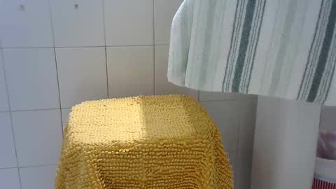 Snapshot of mike26051 chatting on 01/23/25, 08:56 mike26051 online show from 01/23/25, 08:56