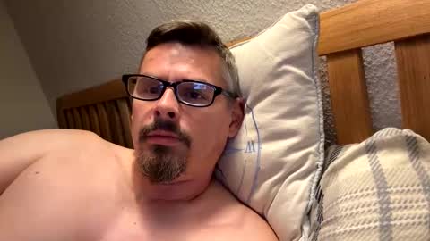 Snapshot of mike4u26 chatting on 10/30/25, 10:21 mike4u26 online show from 10/30/25, 10:21