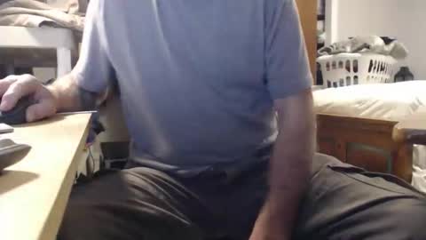 Snapshot of mike694fun chatting on 02/28/26, 05:47 mike694fun online show from 02/28/26, 05:47
