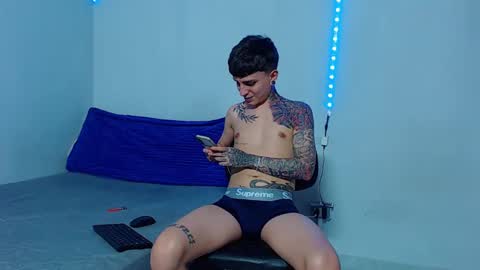 Mike IMDEPENDIENT MODEL online show from 03/03/25, 02:47