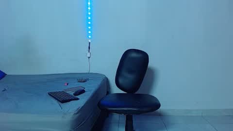 Mike IMDEPENDIENT MODEL online show from 10/30/25, 01:18